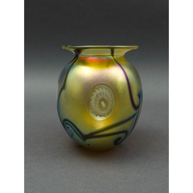 Robert Eickholt 1995 Opulent Iridescent Gold Aurene Art Glass Sea Anemone Flower Vase. Measures approximately 4 1/4"...