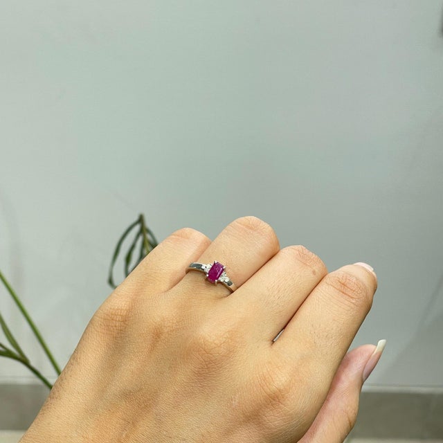 Modernist Octagon 0.69 Ct Natural Ruby Ring With Diamond Trinity Cluster in Solid Silver Size 7 For Sale - Image 4 of 13