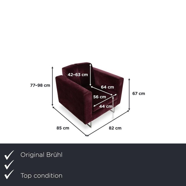 The Brühl Embrace instantly makes a cool, uncluttered impression. The cubic body in aubergine velvet sits on a slender,...