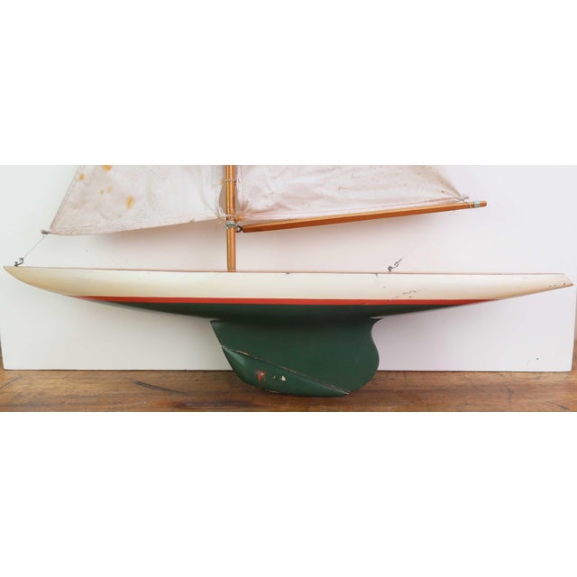 Small Vintage English Pond Yacht, 1940s For Sale - Image 3 of 7