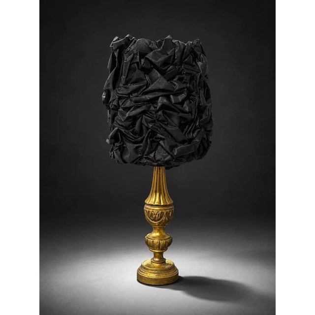 Hollywood Regency Late 19th Century Ornate Gold Table Lamp With Black Textured Statement Shade For Sale - Image 3 of 5
