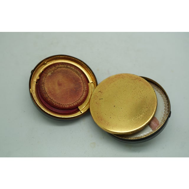 2 Antique Art Deco Celma Company Flapper Rouge Powder Makeup Compacts For Sale - Image 10 of 18