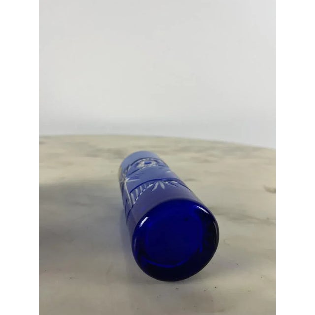 Italian Bottle and Colored Lead Crystal Glasses, 1980, Set of 7 For Sale - Image 4 of 11