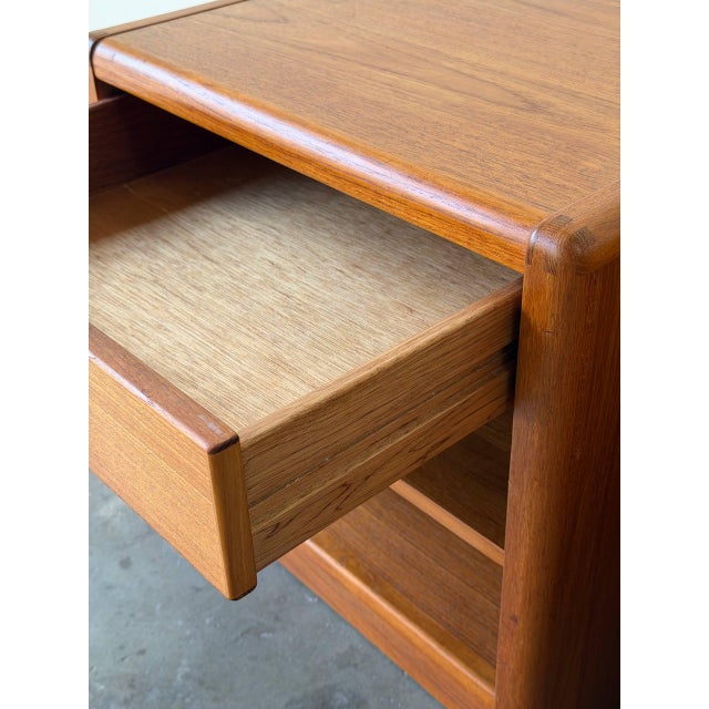 Mid 20th Century Scandinavian Teak Nightstands Bedside Tables W Drawer Shelf, 2 Pieces For Sale In Los Angeles - Image 6 of 10