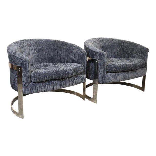 Pair of Mid-Century Chrome Tub Lounge Chairs Attributed to Milo Baughman For Sale