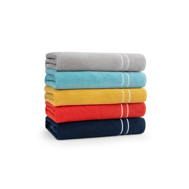 Playful meets sophisticated with our Amalfi Beach Towels. Available in an array of fun colors and featuring a border with...