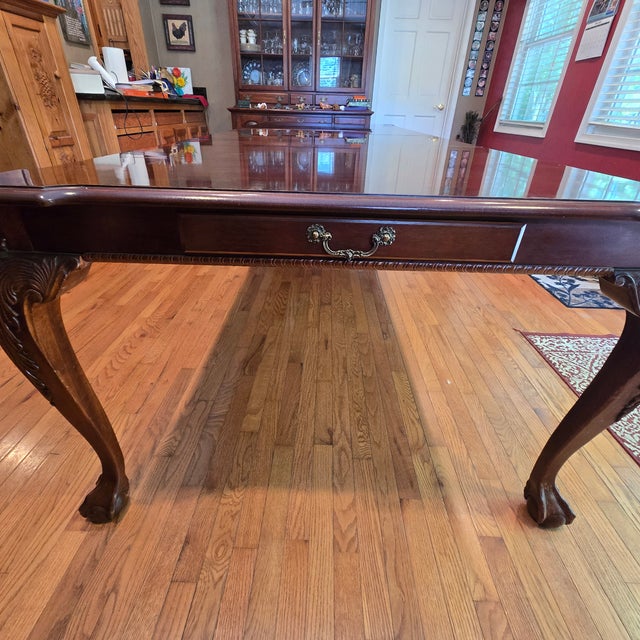 Brown Late 20th Century Stoneleigh Mahogany Dining Table With Leaves For Sale - Image 8 of 10