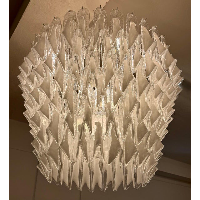 2000 - 2009 Italian Sculptural Murano Glass Chandelier in White and Clear Glass, 2000s For Sale - Image 5 of 11
