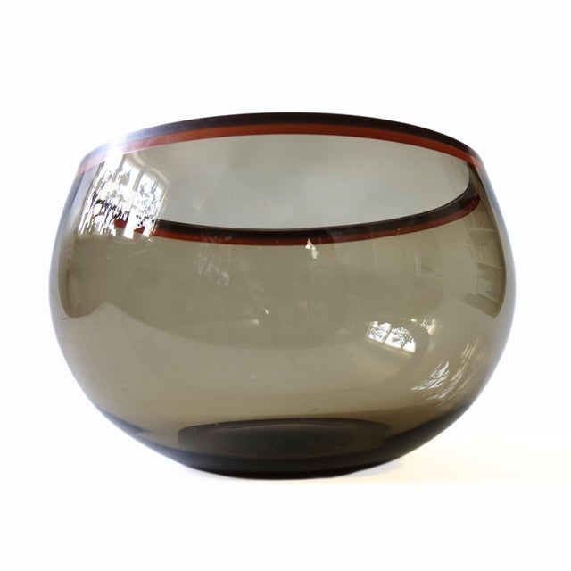 Large Vintage Mitt i Prick Bowl by Catti Åselius Lidbeck for Gullaskruf For Sale - Image 4 of 7