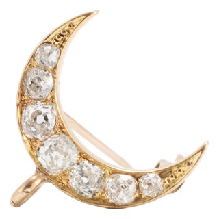 Victorian Antique 18k Yellow Gold 1.24ctw Old Cut Diamond Crescent Pin Pendant For Sale