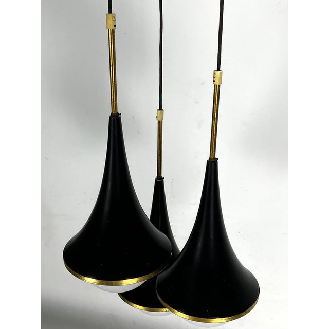Metal Mis-Century Stilnovo Pendant with Three Lights from Sciolari, Italy, 1950s For Sale - Image 7 of 15