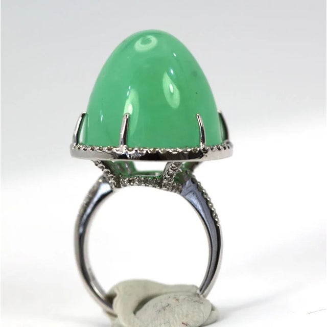 Chrysoprase Bullet Ring With Diamond Surround Size 6.5 For Sale - Image 10 of 10