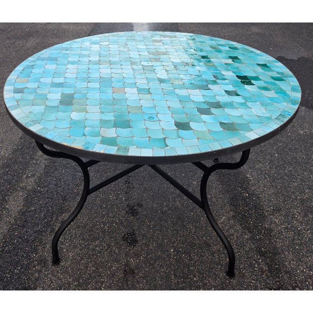 48" Handcrafted All Emerald Moroccan Mosaic Table, Fish Scale Style For Sale In Orlando - Image 6 of 7