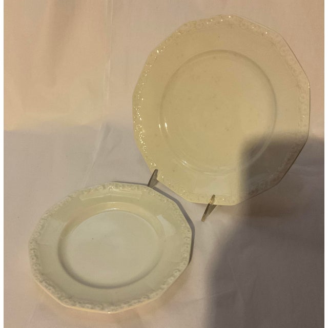 1970s New 1970s Maria Exquisite Porcelain White, Called White Gold - 42 Plates For Sale - Image 5 of 11