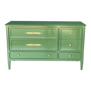 1960s Mid-Century Modern Green Lacquered Dresser of Six Drawers For Sale