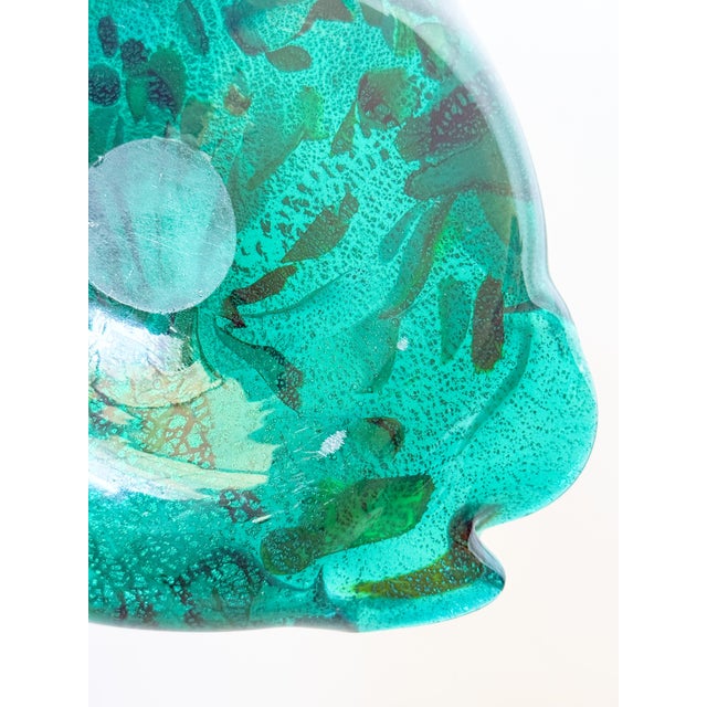 Turquoise 1950s Mid Century Modernist Italian Multicolor Confetti Murano Style Art Glass Freeform Decorative Bowl For Sale - Image 8 of 12
