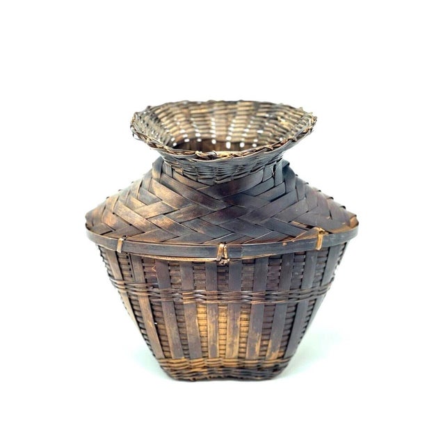 Asian Mid 20th Century Asian Bamboo Woven Gathering Basket For Sale - Image 3 of 7