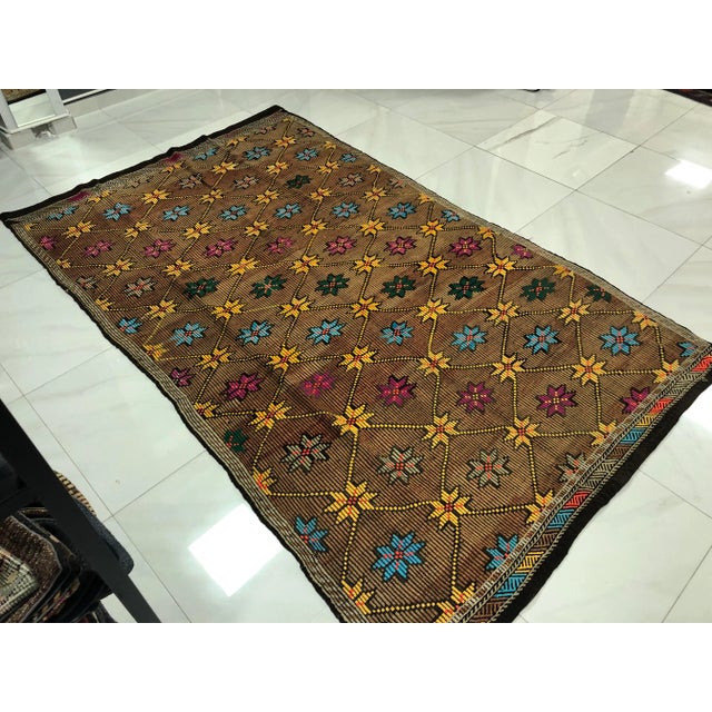 1960s Vintage Turkish Handmade Kilim Rug - 5′2″ × 8′6″ For Sale - Image 6 of 11