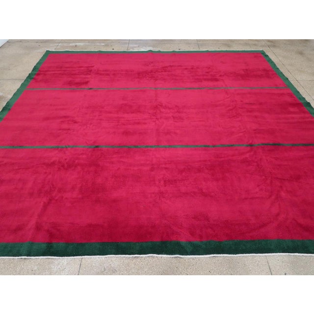 Galerie Shabab Collection Mid-20th Century Turkish Anatolian Minimalistic Carpet For Sale - Image 4 of 10