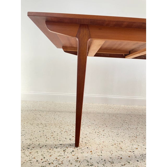 Mid 20th Century French Extendable Dining Table For Sale - Image 4 of 13
