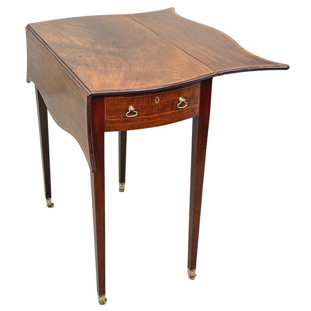 Georgian Hepplewhite Baby Pembroke Table, 1780 For Sale - Image 4 of 14