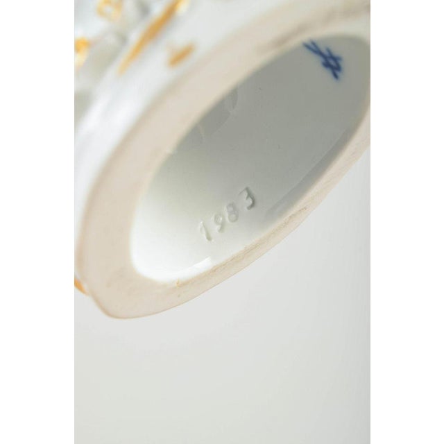 Porcelain Figure of Harlequin in Commedia Dell'Arte Costume from Meissen For Sale - Image 10 of 11