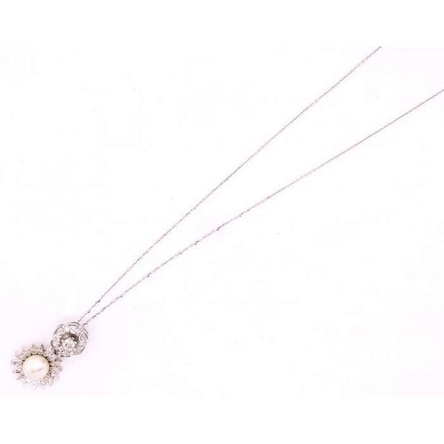Modern 14 Karat White Gold Necklace With Diamond and Cultured Pearl Pendant For Sale - Image 3 of 7