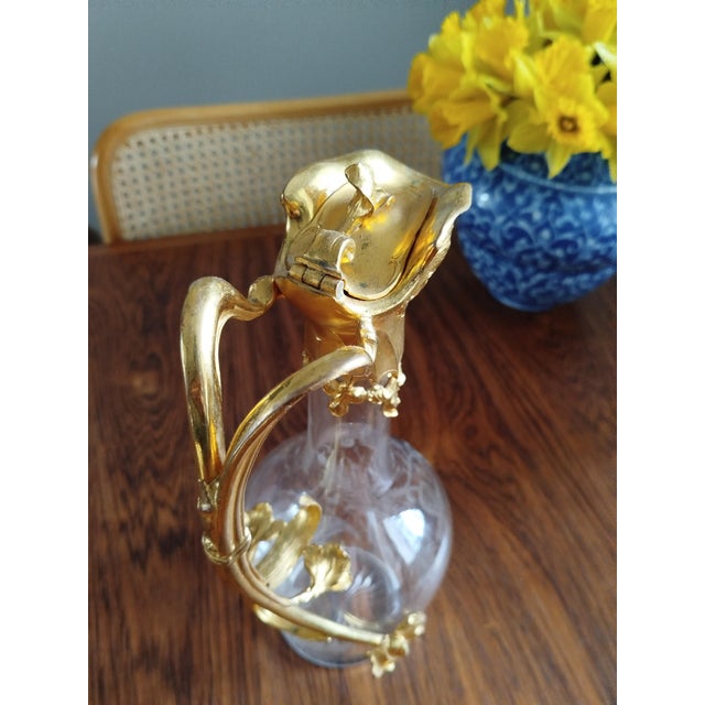 Gold Antique Art Nouveau Belle Epoque Jug in Gilt Metal Ormolu and Hand-Engraved Glass, 1900s For Sale - Image 8 of 18