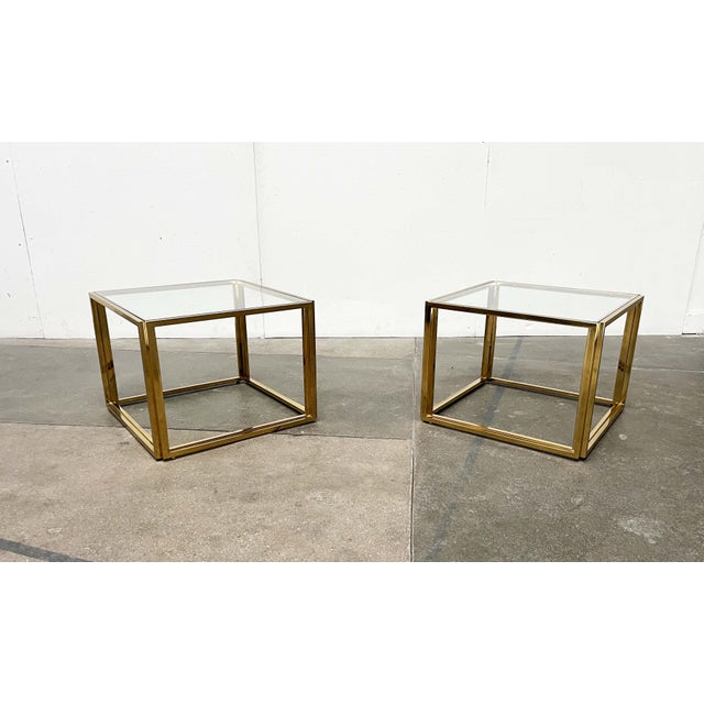 Hollywood Regency French Brass and Glass Cube Side Tables from Maison Charles, 1970s, Set of 2 For Sale - Image 5 of 18