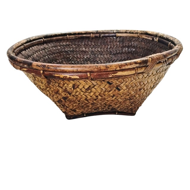 Brown Vintage Mid-Century Philippine Tribal Labba Woven Grain Basket Bowl Centerpiece For Sale - Image 8 of 15
