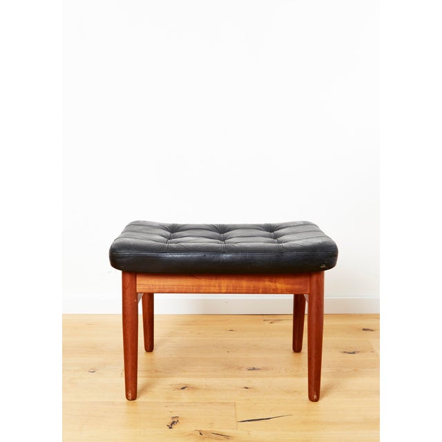 Arne Vodder was a Danish designer and architect. A close friend of Finn Juhl, he is considered one of the most important...