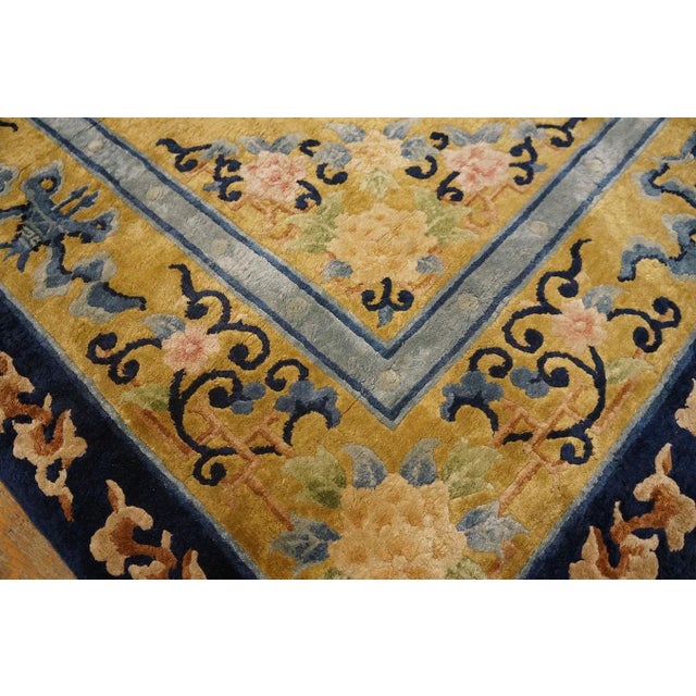 1980s Gold Medallion Floral Vintage Chinese Silk Carpet 4'1'' X 6'2" Pile Knotted Rug For Sale In New York - Image 6 of 9