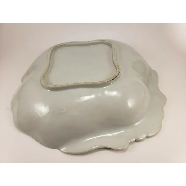 White Antique 18th Century Chinese Export Porcelain Rococo Shell Shape Dish in Famille Rose Palette For Sale - Image 8 of 12