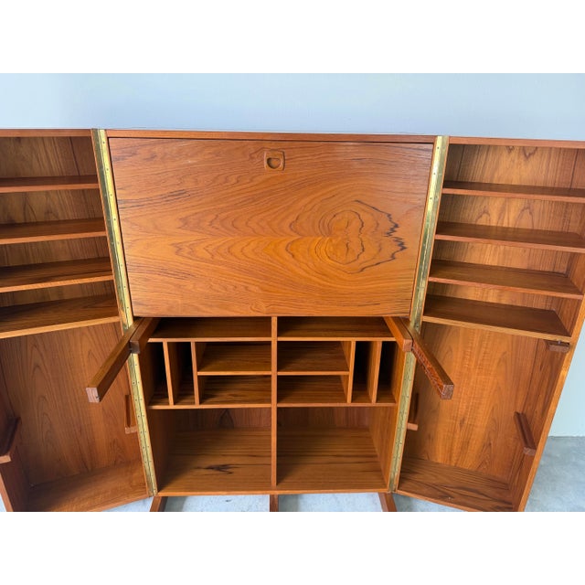 Mid-Century Danish Modern Teak “Magic Box” Folding Desk by Niels Erik Glasdam Jensen for Vantinge Møbelindustri For Sale - Image 11 of 18