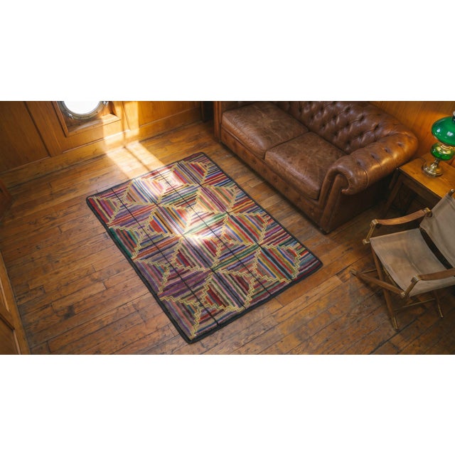 Great Multi Color With Prefect Dimensional Design American Hooked Rug For Sale - Image 12 of 12
