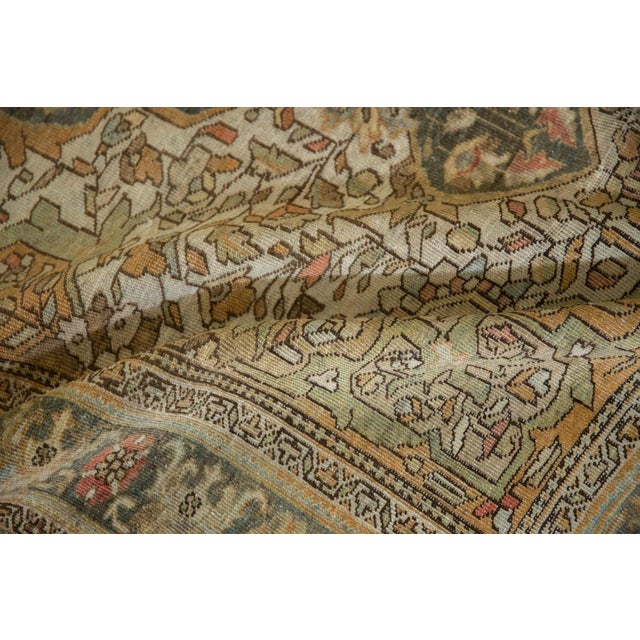 1930s 1930s Vintage Persian Sarouk Shield Medallion Wool Rug For Sale - Image 5 of 11