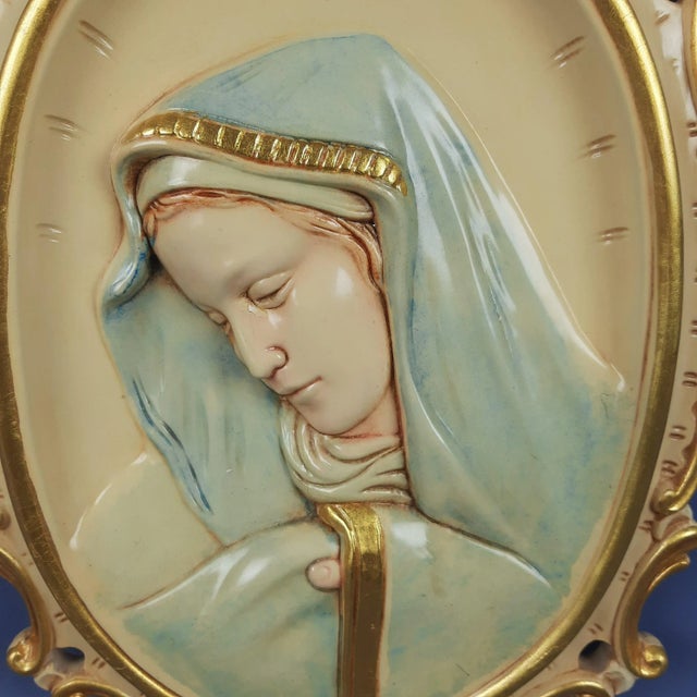 Sacred Madonna Icon Relief in Hand-Painted Lacquered Wood, 1970s For Sale - Image 4 of 12