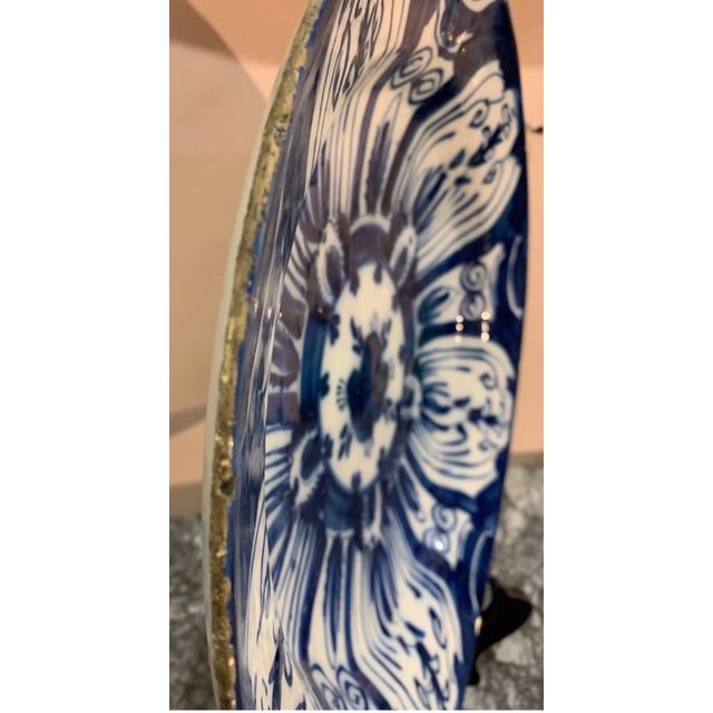 18th Century Hand Painted Dutch Delft Platter For Sale - Image 4 of 10