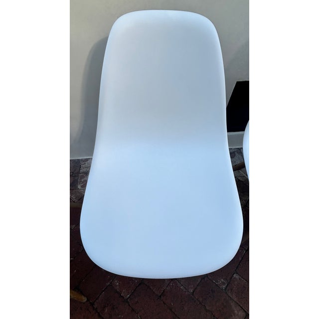 Eames Molded Fiberglass Chair Set For Sale - Image 9 of 17