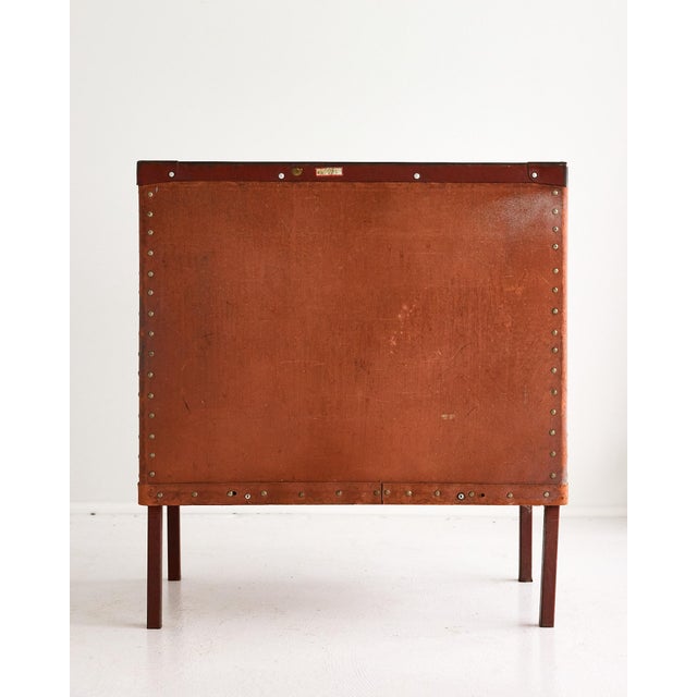 Italian Industrial Hamper Accented With Nailheads, Milan, 20th Century For Sale In Atlanta - Image 6 of 12