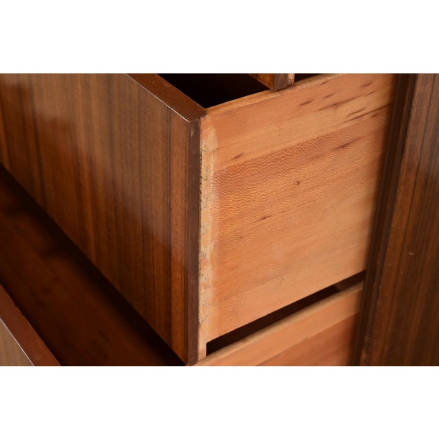 Leo Jiranek for Grand Rapids Furniture Art Deco Walnut and Burl Wood Dresser, 1930s For Sale - Image 11 of 17