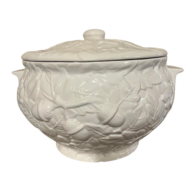 Farmhouse Vintage Traditional White Ironstone Acorns and Leaves Soup Tureen For Sale - Image 3 of 9