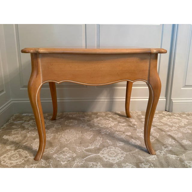 1990s Ethan Allen Country French Side Table Birchwood W/Maker's Mark For Sale - Image 9 of 16