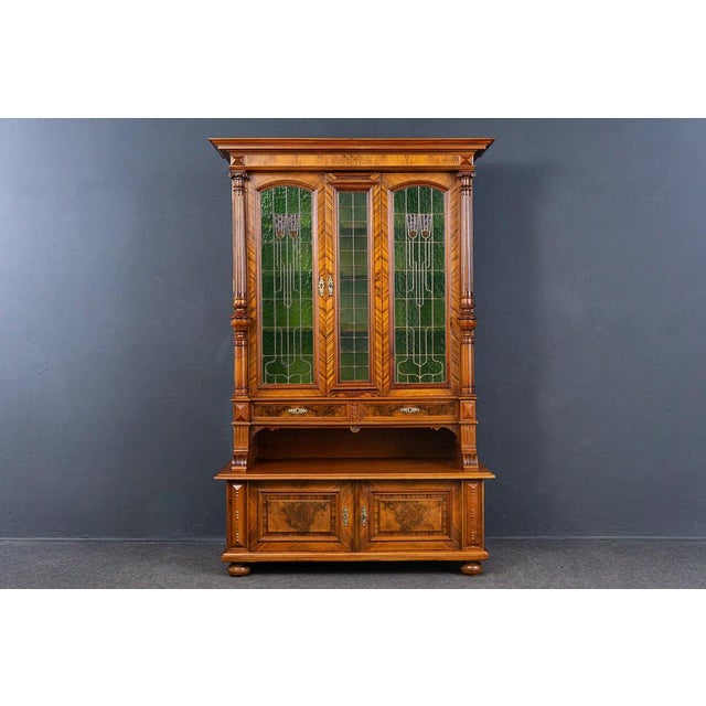 Object: Bookcase - Bench Epoch & Style: Wilhelminian Period - 2nd half of the 19th century Features - veneered in walnut,...