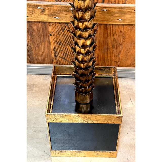 Monumental Pair of Maison Jansen Gilt Metal Palm Tree Floor Lamps For Sale - Image 4 of 16