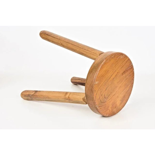 Mid-Century French Modern Wooden Tripod Stool in the style of Charlotte Perriand, 1950s For Sale - Image 6 of 18