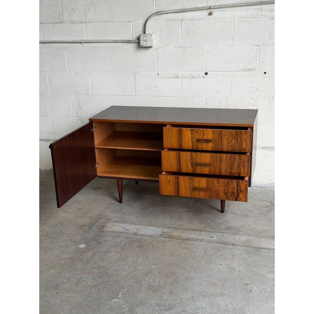 Mid-Century Modern Rosewood Sideboard Credenza With Drawers and Storage Cabinet Denmark 1960s For Sale - Image 3 of 10