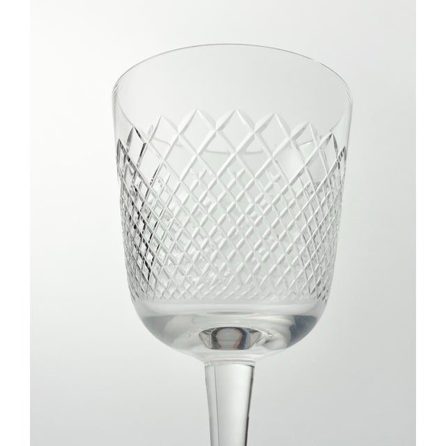 Glass 1950s Vintage Mid-Century 7 Wine or Water Glasses Criss-Cross X Fishnet Cuts For Sale - Image 7 of 7