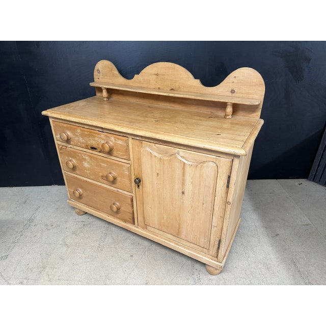 19th Century Pine Dresser, 1880 For Sale - Image 4 of 13