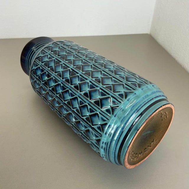Large Brutalist Fat Lava Ceramic Vase from Carstens Tönnieshof, Germany, 1970s For Sale - Image 17 of 18